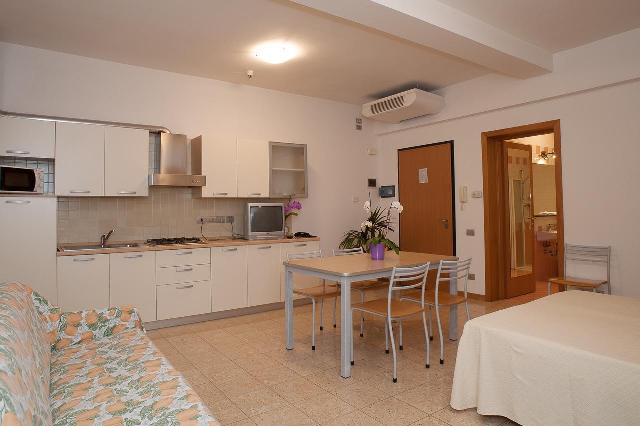 Residence Ca D'Oro Lido di Jesolo Eksteriør bilde