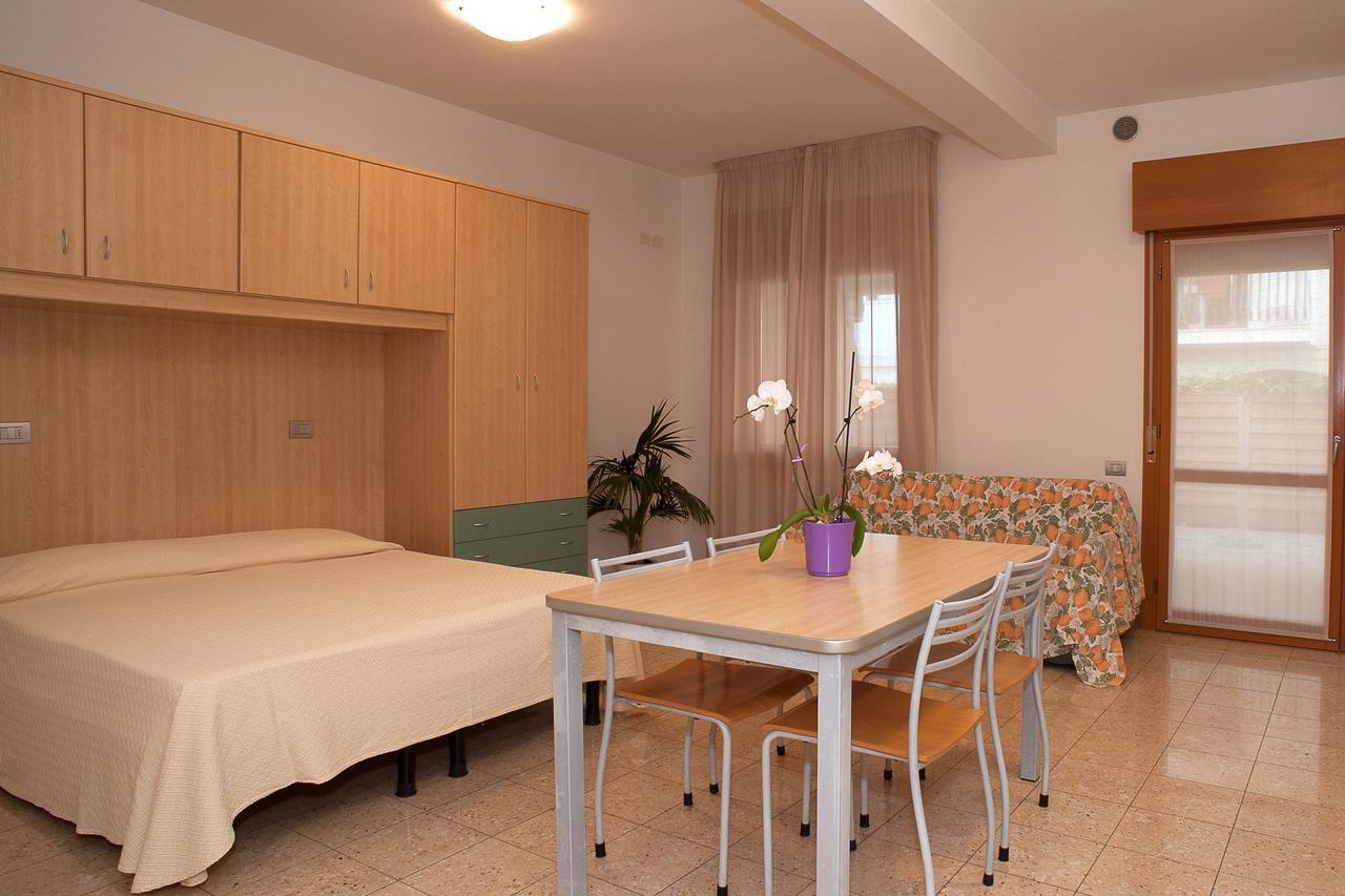 Residence Ca D'Oro Lido di Jesolo Eksteriør bilde